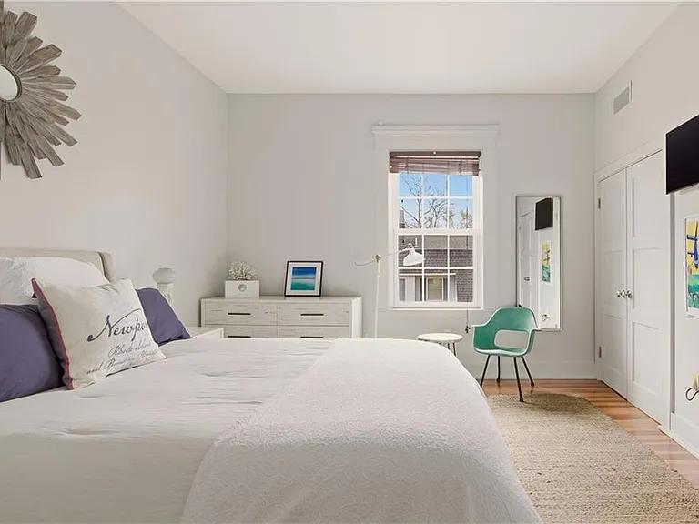 364 Bellevue Ave — Photo 16