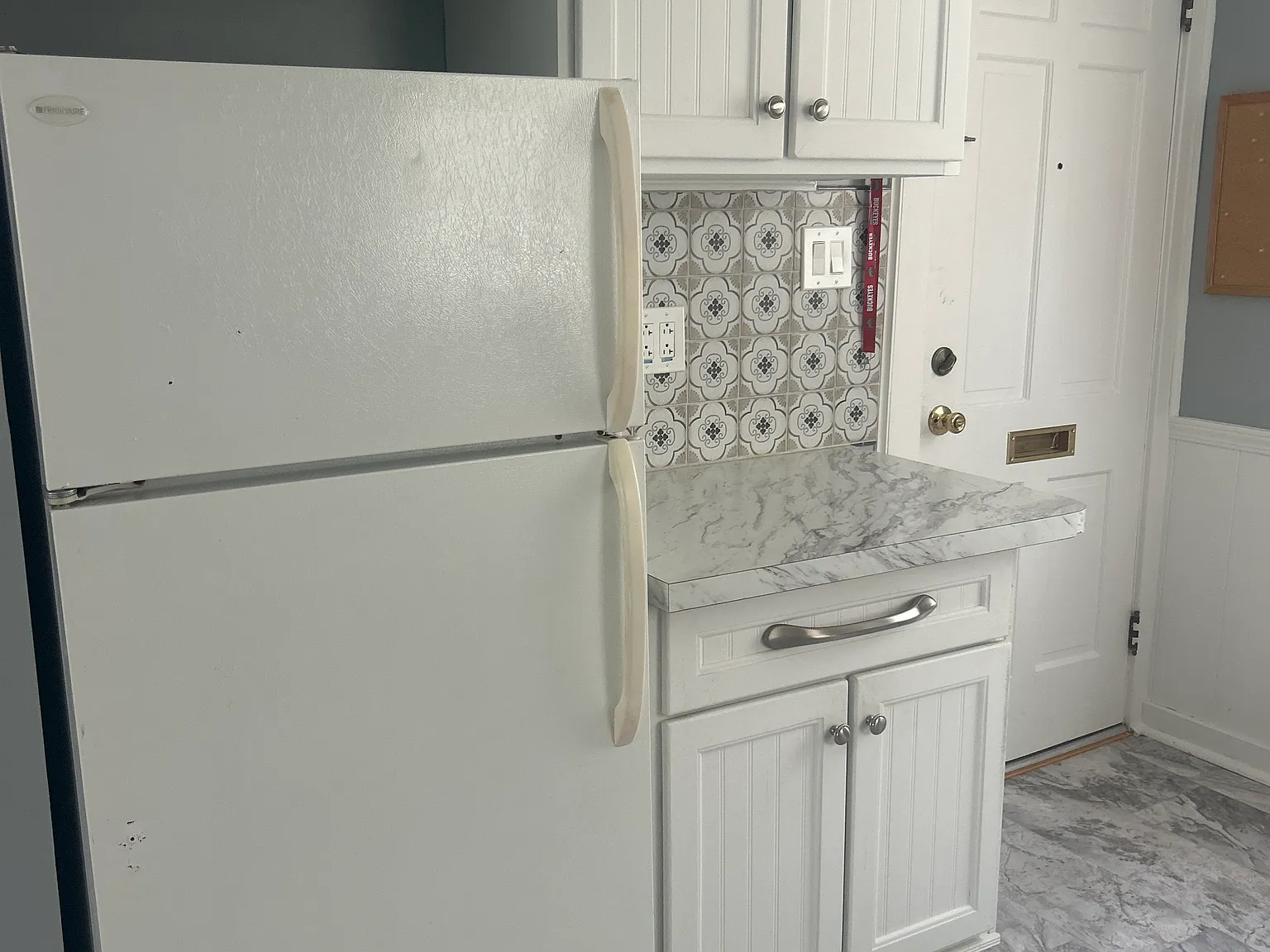 2 bed, 766 sqft, $1,200 — Photo 3