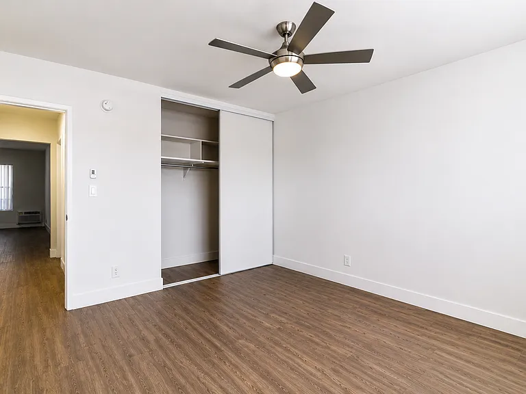2233 S Ridgeley Dr #303 — Photo 13