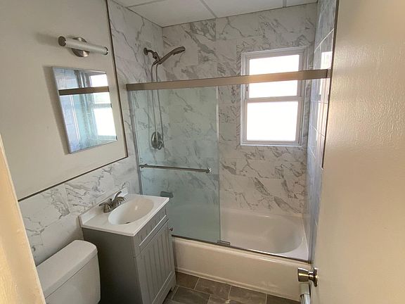 3rd image of 108 Orinoco Dr APT 2D
