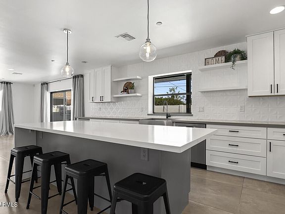 4th image of 8302 E Mariposa Dr