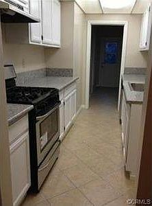 2nd image of 846 W 3rd St