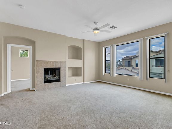 4th image of 3131 E LEGACY Drive #2121