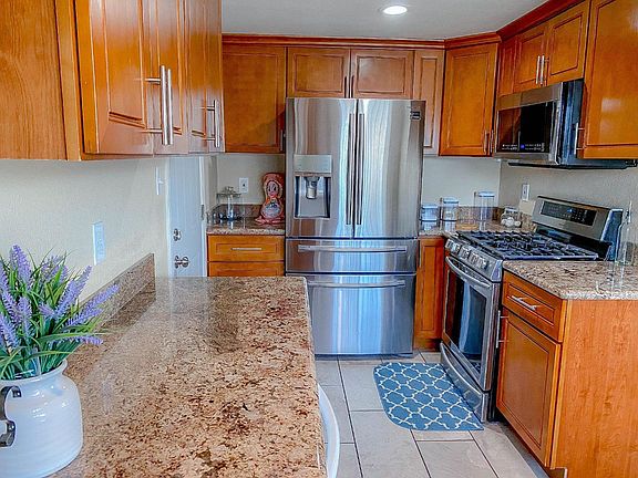 2nd image of 4116 Jenkins Way