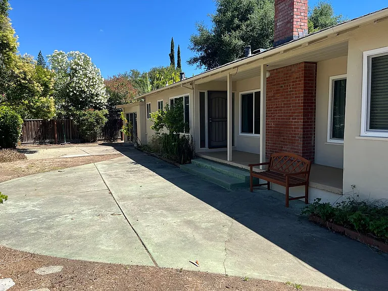 16841 Leroy Ave — Photo 25