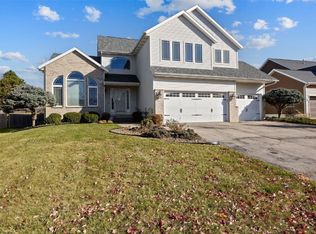 2025 Newcastle Rd, Marion, IA 52302