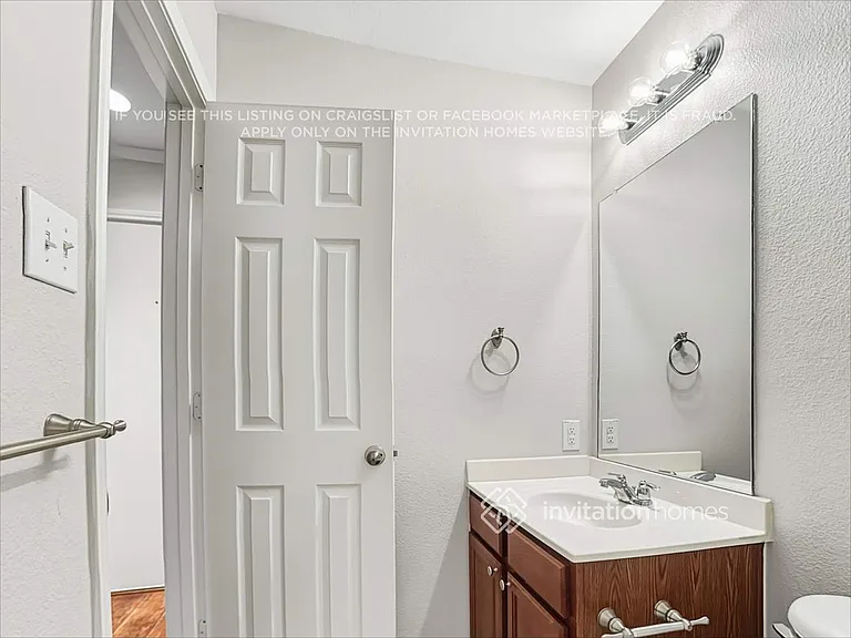 402 Azalea Dr — Photo 16