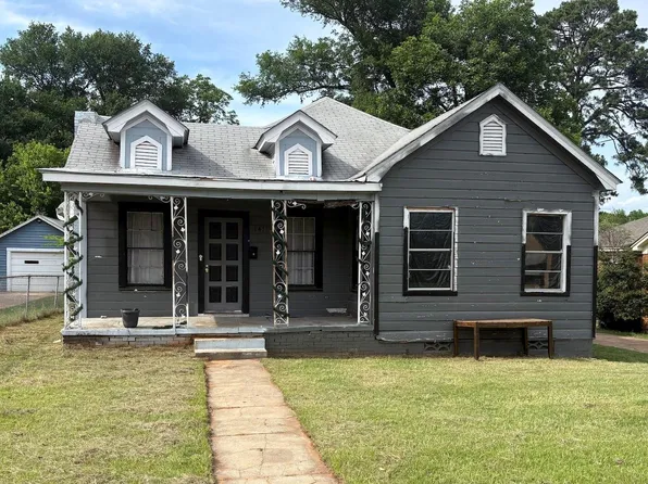 1411 W Cochran St, Tyler, TX 75702