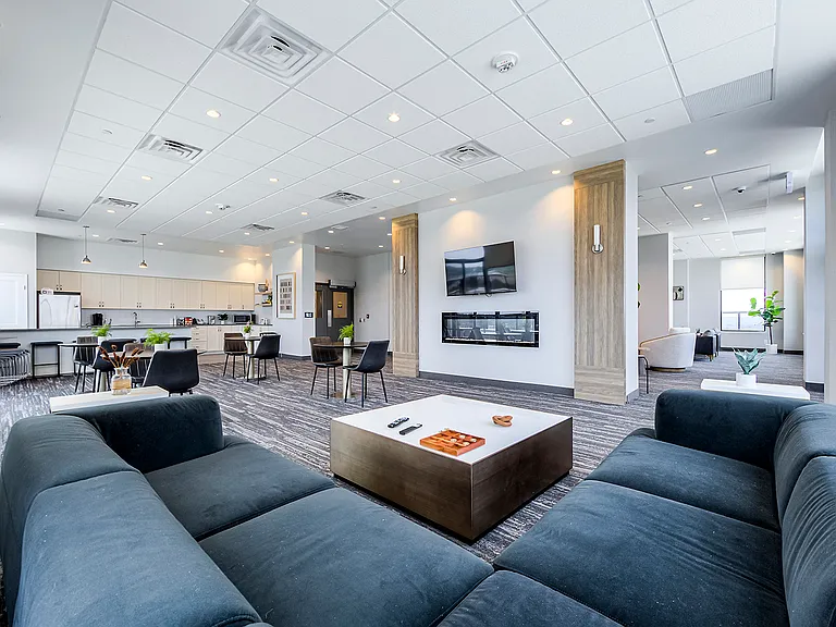 32 Towering Heights Blvd — Photo 18