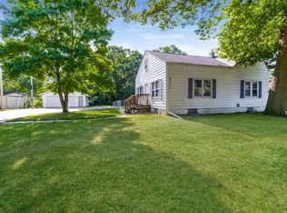 8800 Lincoln St NE, Blaine, MN 55434