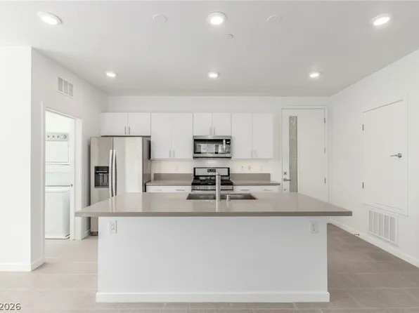 11257 Rainbow Peak Ave Unit 208, Las Vegas, NV 89135