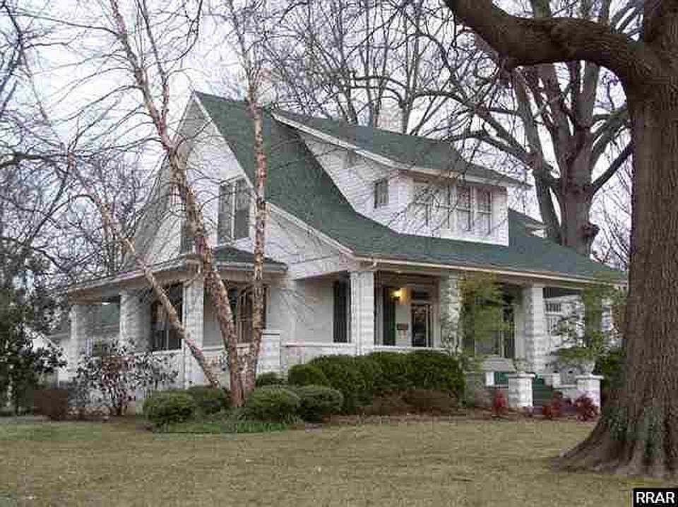 1st image of 616 E Bransford St