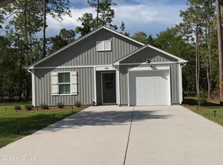 1001 Brooke Ridge Ln, Boiling Spring Lakes, NC 28461
