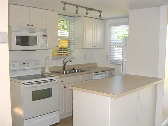4th image of 2508 NW 3rd Ave