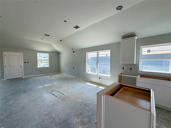 2nd image of 2791 Messenger Way