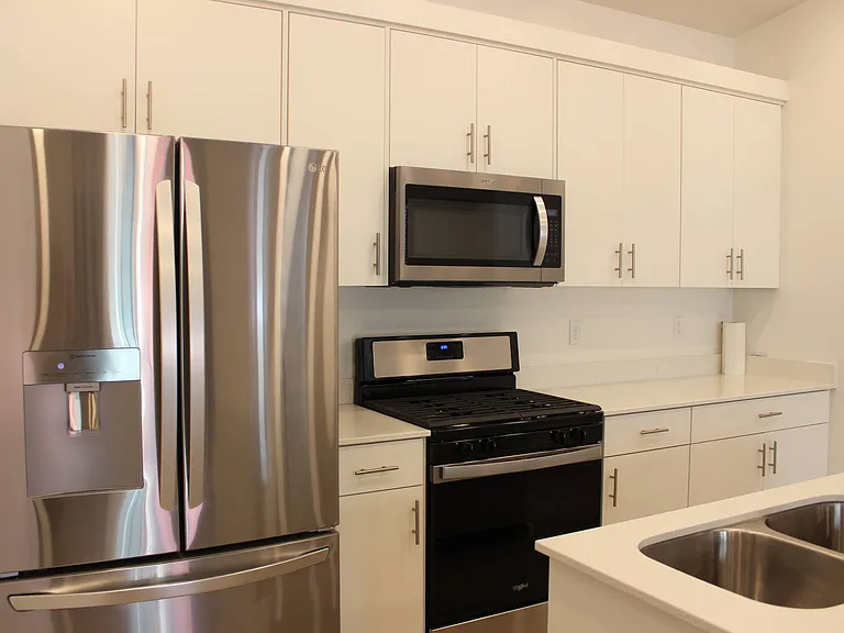 463 W 60 S #M302 — Photo 25