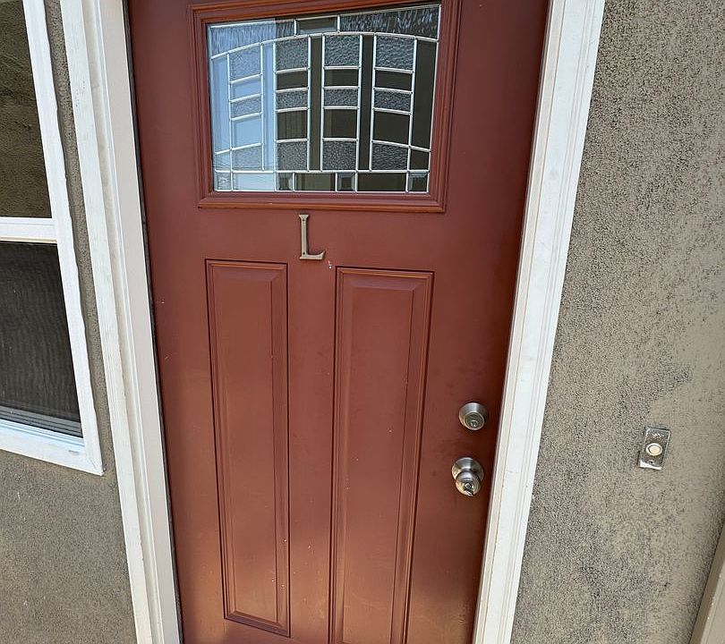 1st image of 916 S Marguerita Ave #L
