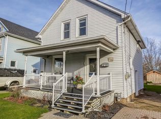 48 Wilton Ave, Welland, ON L3C1Z9