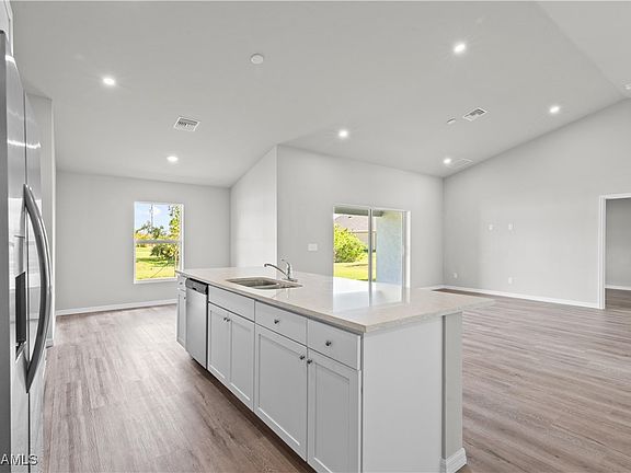 4th image of 1343 NW 14th Pl