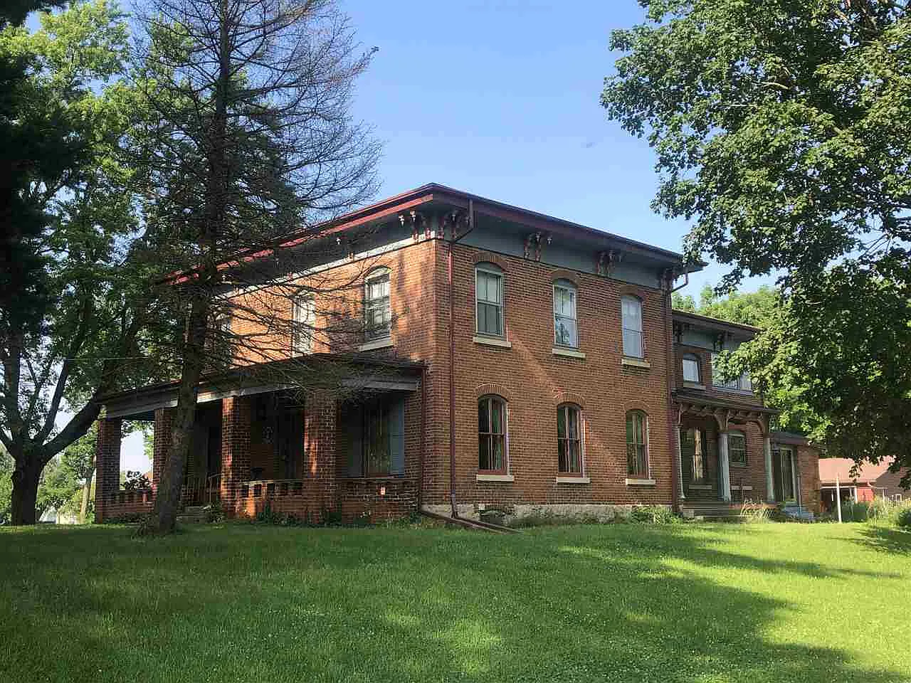 602 Jackson St photo 1