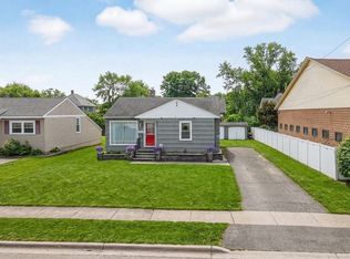 46 Kenwood St, Greenfield, MA 01301