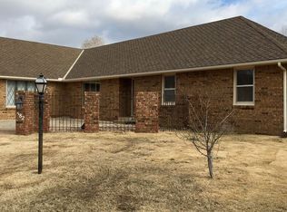 582 N Broadmoor Ct, Wichita, KS 67206