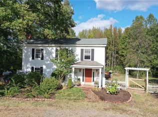 17404 Rocky Ford Rd, Beaverdam, VA 23015