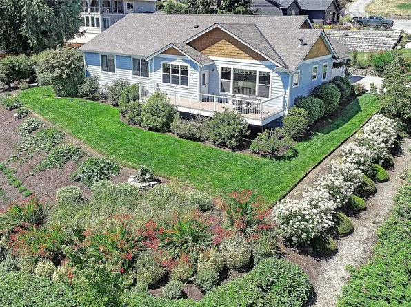 28 Zurich Court, Camano Island, WA 98282