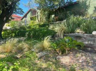 9 Bounty Rd W, Benbrook, TX 76132