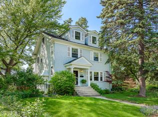 796 Forest Ave, Glen Ellyn, IL 60137