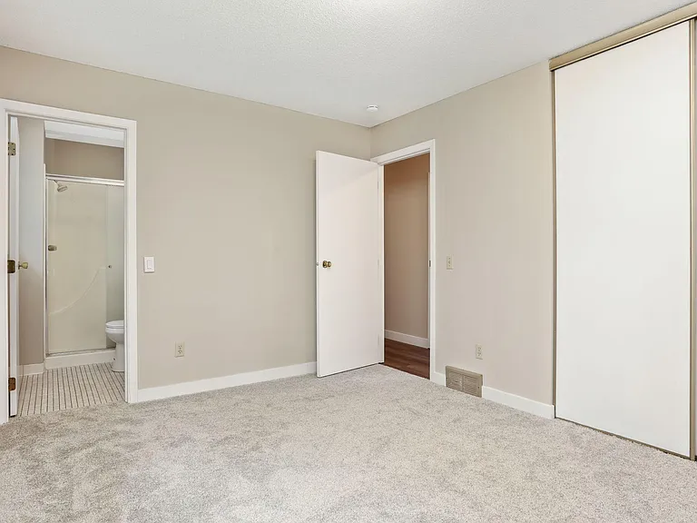 8616 Windward Cir — Photo 13
