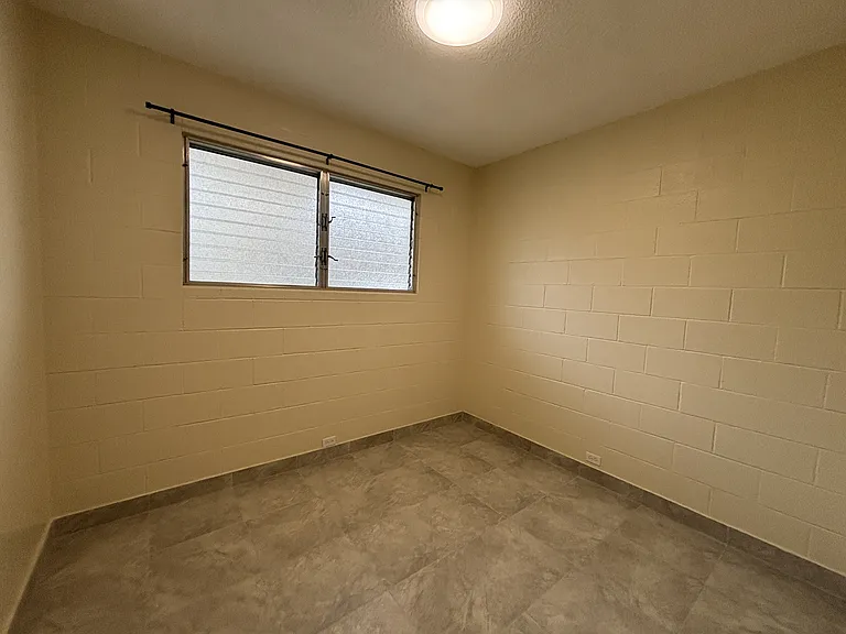 1323 Matlock Ave #1 — Photo 9