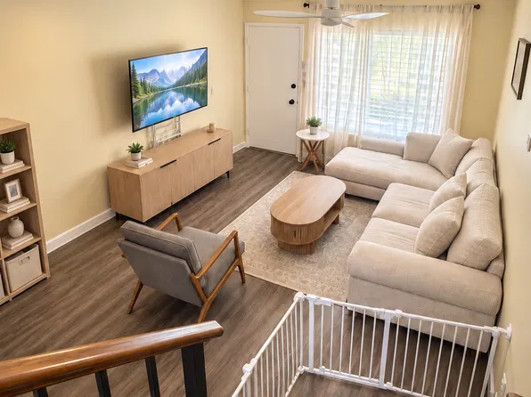 11005 Kittridge St APT 101, North Hollywood, CA 91606