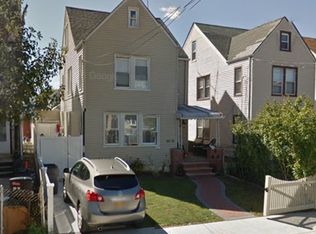 9012 201st St, Hollis, NY 11423