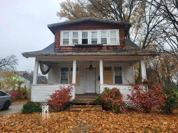 2012 March St, Kalamazoo, MI 49001