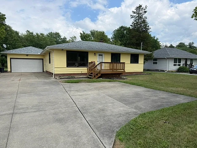 9311 Avery Rd — Photo 1