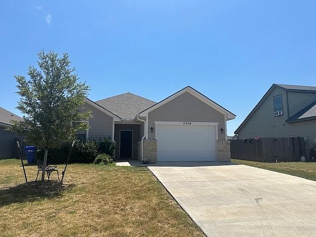 2nd image of 6304 Mammoth Springs Dr