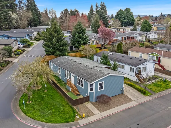 672 SW Sunset Way, Troutdale, OR 97060