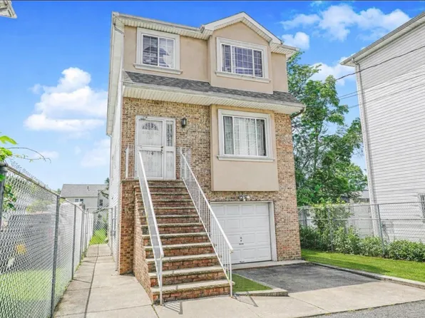 (undisclosed Address), Staten Island, NY 10303