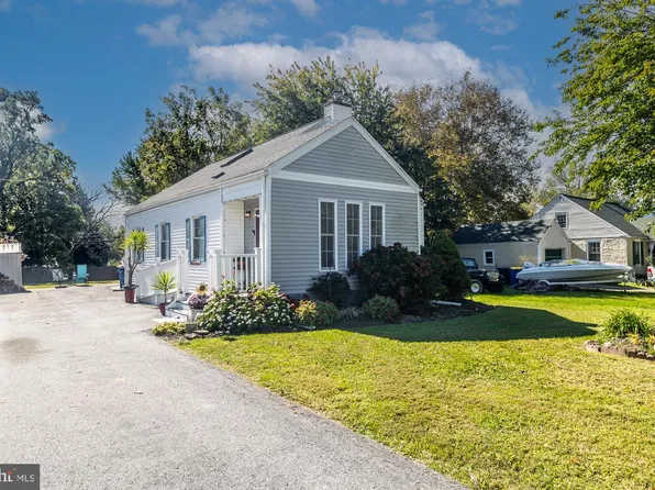 58 Washington Ln, Coatesville, PA 19320