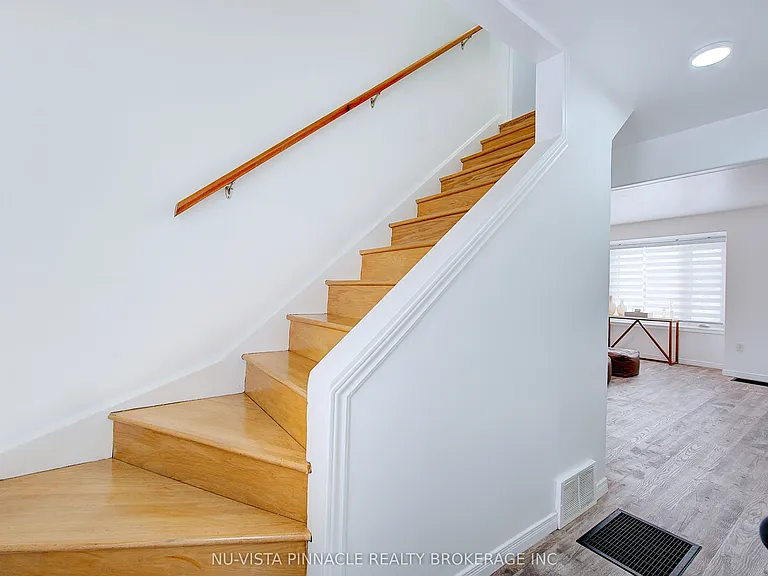 1243 Landor St — Photo 16