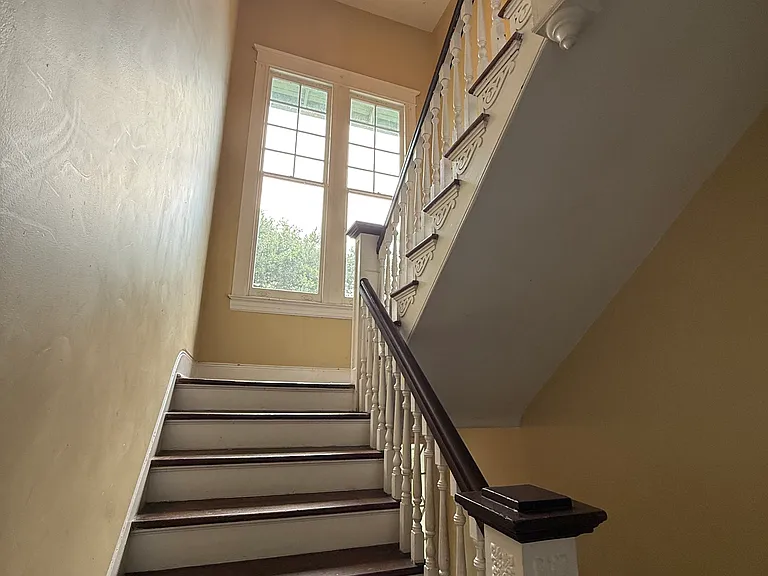 1674 Soniat St #1 — Photo 5