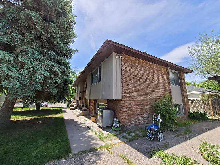 345 E Wilson Ave #1 — Photo 4