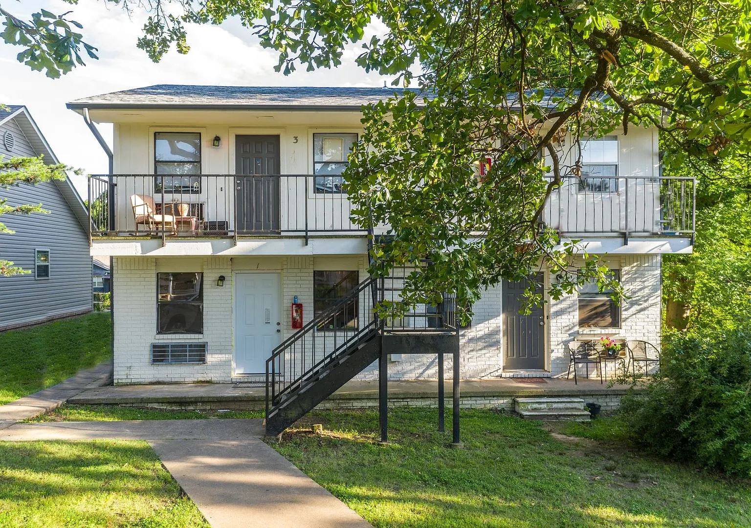 MF-04-1704 South T Street Quadplex — Photo 2