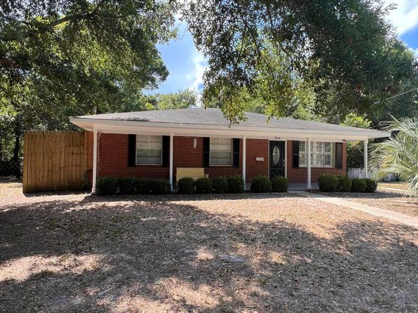 802 Augustine Dr