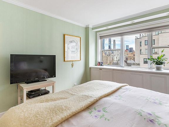 2nd image of 201 E 66th St APT 15N
