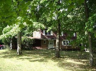 130 Pine Springs Dr, Ticonderoga, NY 12883