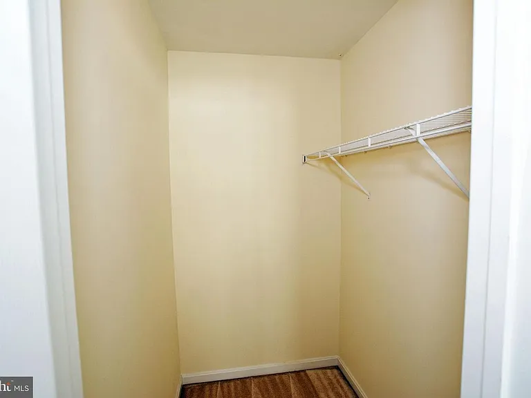 2303 Huntington Station Ct — Photo 16