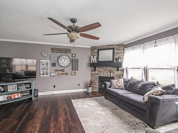 3rd image of 5283 Bringham Dr