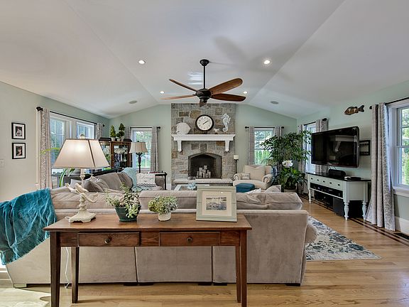 5th image of 100 Marmion Way